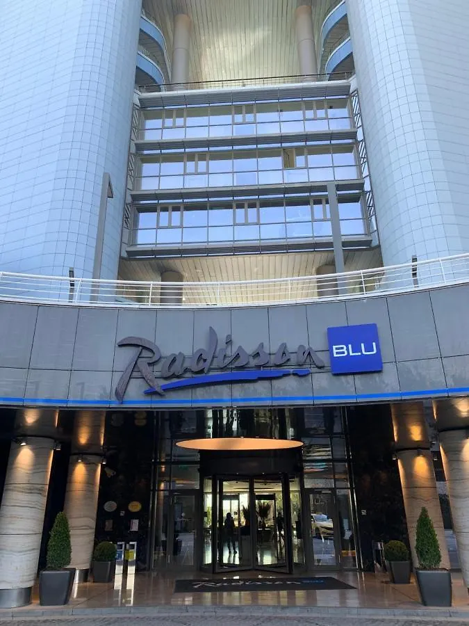 Apartment Flat For Rent In Complex With Sea View, Pool, Gym Istanbul
