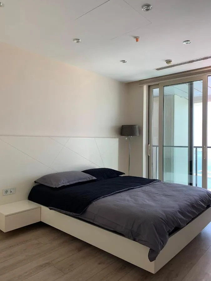 Flat For Rent In Complex With Sea View, Pool, Gym Istanbul Turkey